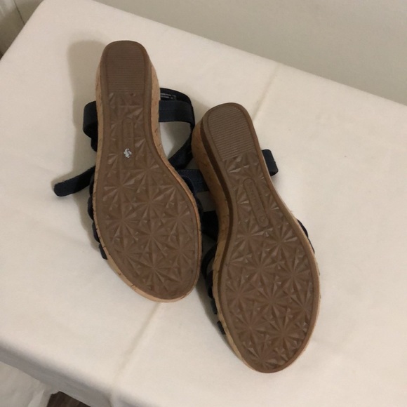 Baretraps Sandals size 6 - Picture 6 of 6